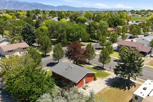 2866 W 1700 N, Clinton, UT 84015 - Photo 33