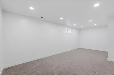 2866 W 1700 N, Clinton, UT 84015 - Photo 19