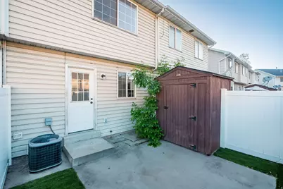 1039 S Eastgate Dr, Provo, UT 84606 - Photo 27