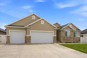 541 W 1960 N, Tooele, UT 84074 - Photo 5