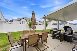 541 W 1960 N, Tooele, UT 84074 - Photo 37