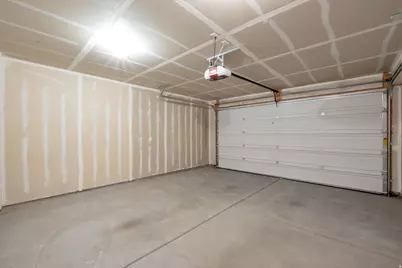 11091 S Owen Ridge Way W, South Jordan, UT 84095 - Photo 15