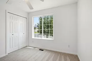 8416 S 300 E, Sandy, UT 84070 - Photo 15