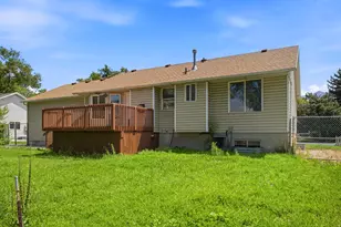 8416 S 300 E, Sandy, UT 84070 - Photo 21
