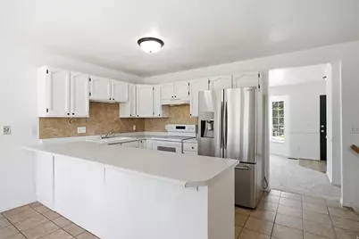 8416 S 300 E, Sandy, UT 84070 - Photo 9