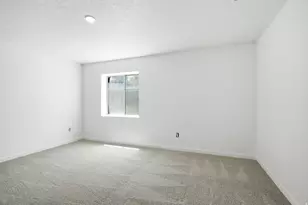 8416 S 300 E, Sandy, UT 84070 - Photo 19