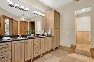 5083 S Clarenden Pl E, Holladay, UT 84117 - Photo 29