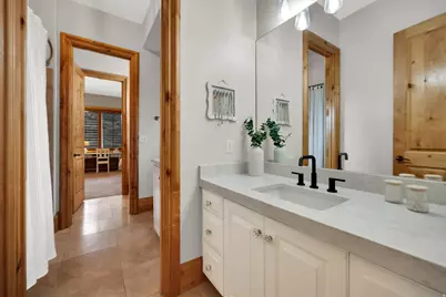 5083 S Clarenden Pl E, Holladay, UT 84117 - Photo 41