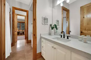 5083 S Clarenden Pl E, Holladay, UT 84117 - Photo 41