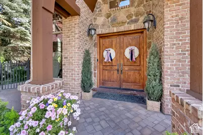 5083 S Clarenden Pl E, Holladay, UT 84117 - Photo 23