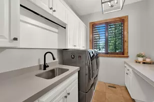 5083 S Clarenden Pl E, Holladay, UT 84117 - Photo 31