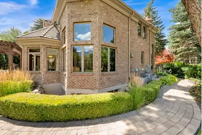 5083 S Clarenden Pl E, Holladay, UT 84117 - Photo 59