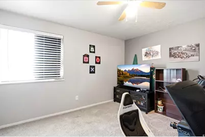 5660 S Meadow Ln, South Ogden, UT 84403 - Photo 15