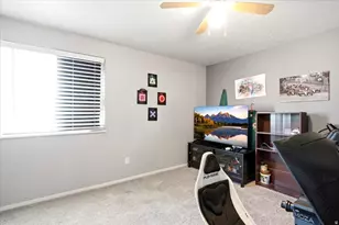 5660 S Meadow Ln, South Ogden, UT 84403 - Photo 15