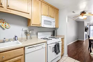 5660 S Meadow Ln, South Ogden, UT 84403 - Photo 9
