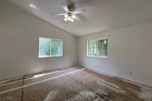 838 E Mountain Rd, Logan, UT 84321 - Photo 15