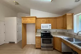 838 E Mountain Rd, Logan, UT 84321 - Photo 11