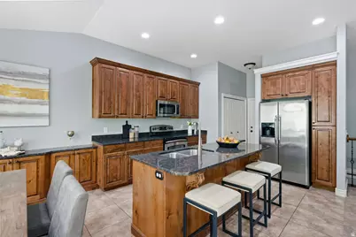 14623 S Vista Valley Dr, Draper, UT 84020 - Photo 11