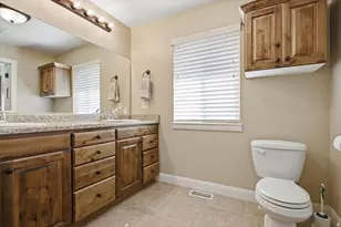221 W 400 N, Hyde Park, UT 84318 - Photo 19