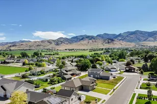 221 W 400 N, Hyde Park, UT 84318 - Photo 37