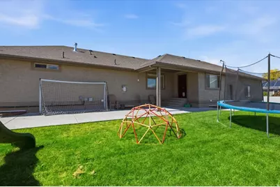 221 W 400 N, Hyde Park, UT 84318 - Photo 33