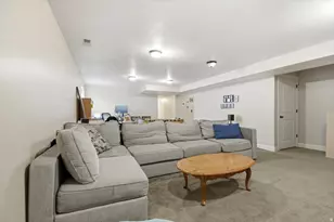 221 W 400 N, Hyde Park, UT 84318 - Photo 27