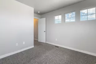 1596 W Maple Shade Ln, Lindon, UT 84042 - Photo 21