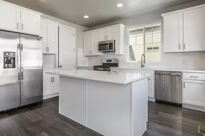 1596 W Maple Shade Ln, Lindon, UT 84042 - Photo 7