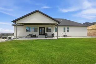 1138 E 200 N, Hyde Park, UT 84318 - Photo 5