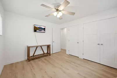 5249 S 2700 W, Roy, UT 84067 - Photo 9
