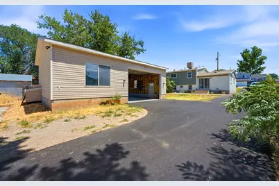 5249 S 2700 W, Roy, UT 84067 - Photo 23