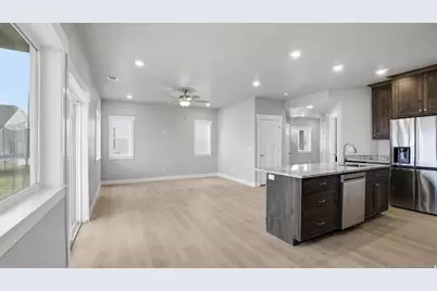 1192 W 1130 S #202, Payson, UT 84651 - Photo 7