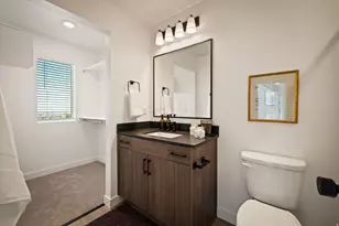 4046 S Sandridge Dr W, Roy, UT 84067 - Photo 9