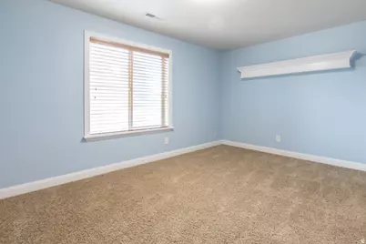 1334 E Shays Ln, Murray, UT 84121 - Photo 11
