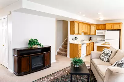 620 N Fairfield Rd E #10, Layton, UT 84041 - Photo 3