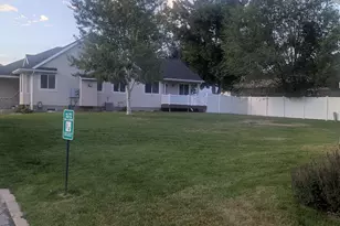 620 N Fairfield Rd E, Layton, UT 84041 - Photo 17