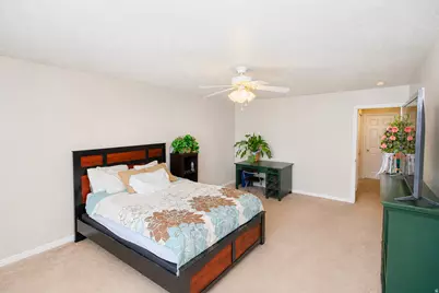 620 N Fairfield Rd E #10, Layton, UT 84041 - Photo 9