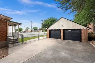825 E 1700 S, Salt Lake City, UT 84105 - Photo 17