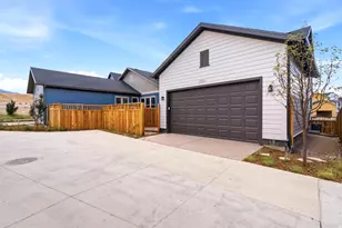 7301 W Terraine Rd, West Jordan, UT 84081 - Photo 31
