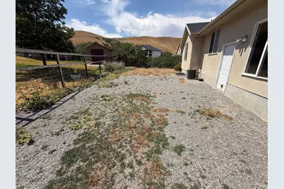 702 Elk Meadow Loop, Tooele, UT 84074 - Photo 7