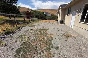 702 Elk Meadow Loop, Tooele, UT 84074 - Photo 7