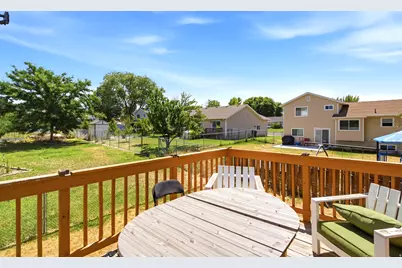 621 W 1000 N, Clinton, UT 84015 - Photo 29