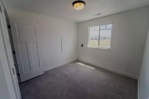 266 W 490 N, Vineyard, UT 84059 - Photo 17