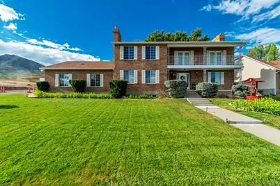 574 S Tamarack Dr E, Tooele, UT 84074 - Photo 3