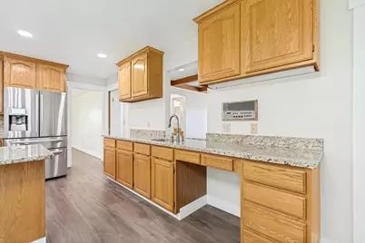 574 S Tamarack Dr E, Tooele, UT 84074 - Photo 9