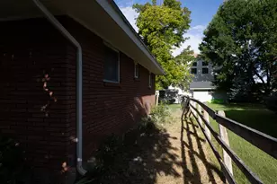 827 S 600 E, River Heights, UT 84321 - Photo 5