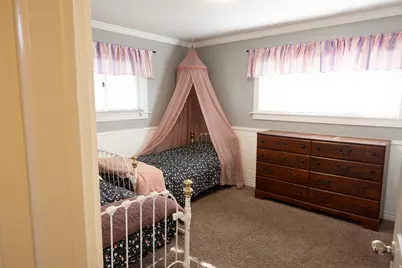 827 S 600 E, River Heights, UT 84321 - Photo 17