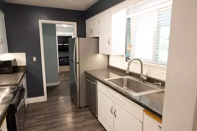 827 S 600 E, River Heights, UT 84321 - Photo 11