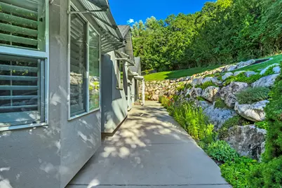 1505 N 2150 E, Layton, UT 84040 - Photo 33