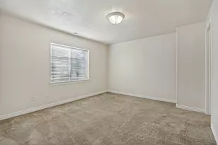 1505 N 2150 E, Layton, UT 84040 - Photo 27